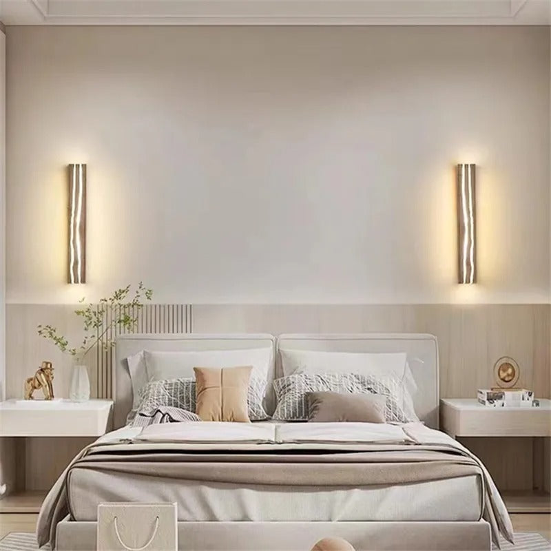 AC279 - Cracked Wood Wall Sconce