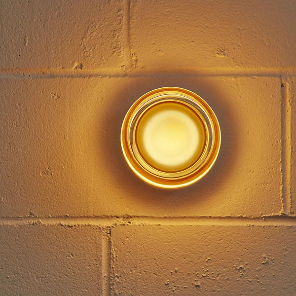 Ahni - Wall Lamp